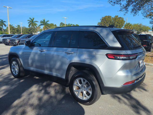 used 2023 Jeep Grand Cherokee car, priced at $33,999