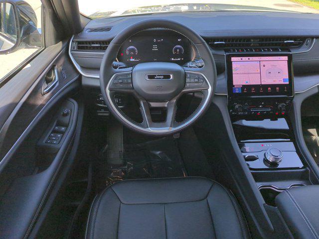 new 2025 Jeep Grand Cherokee car, priced at $39,482