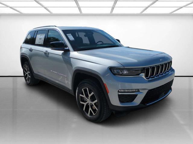 new 2025 Jeep Grand Cherokee car, priced at $39,482