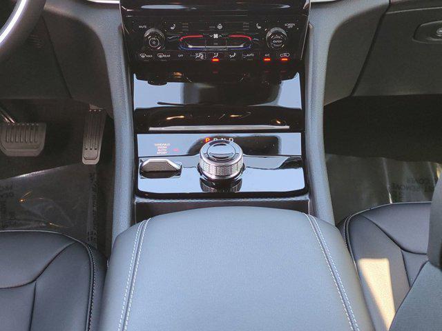 new 2025 Jeep Grand Cherokee car, priced at $39,482