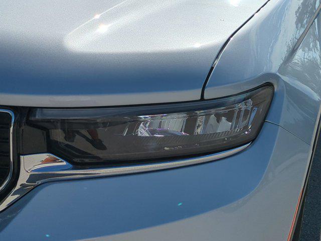 new 2025 Jeep Grand Cherokee car, priced at $39,482
