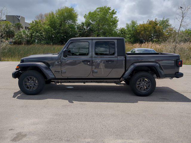 new 2024 Jeep Gladiator car, priced at $39,156