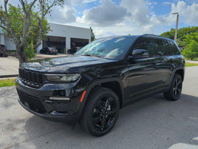 new 2024 Jeep Grand Cherokee car, priced at $47,235