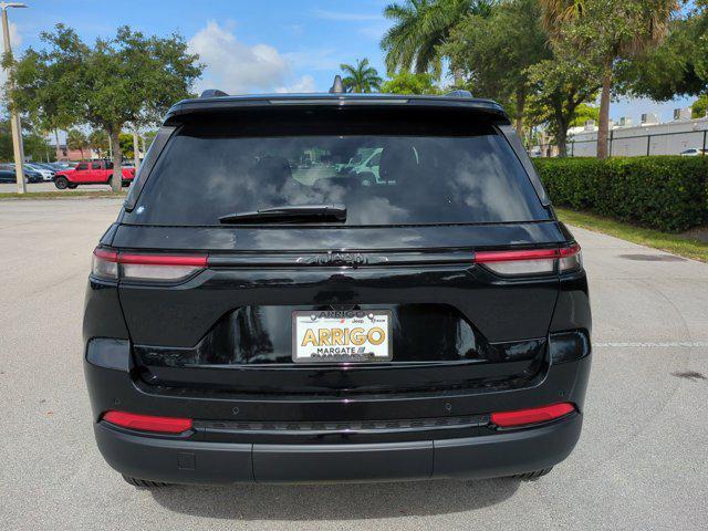 new 2025 Jeep Grand Cherokee car, priced at $39,475