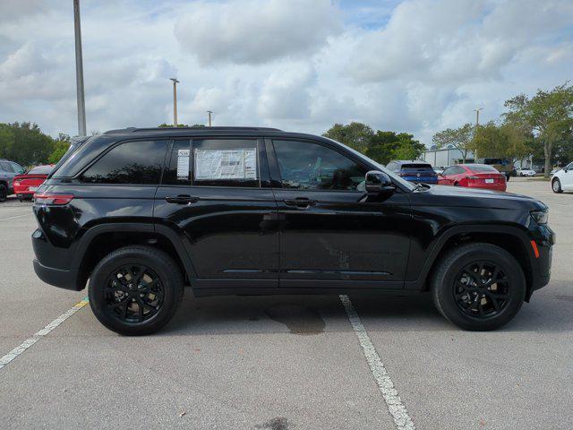 new 2025 Jeep Grand Cherokee car, priced at $39,475