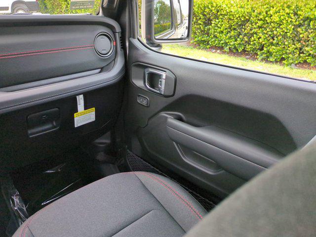 new 2025 Jeep Gladiator car, priced at $44,436