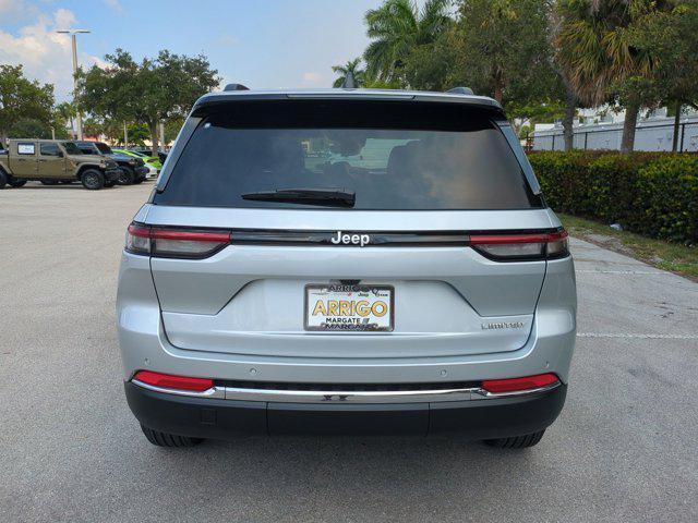 new 2025 Jeep Grand Cherokee car, priced at $37,150