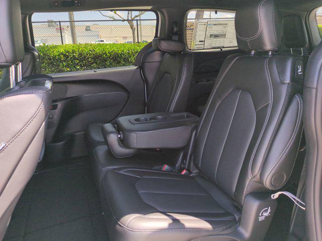 new 2025 Chrysler Pacifica car, priced at $44,833