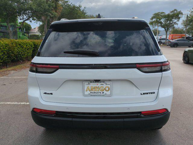 new 2025 Jeep Grand Cherokee car, priced at $45,840