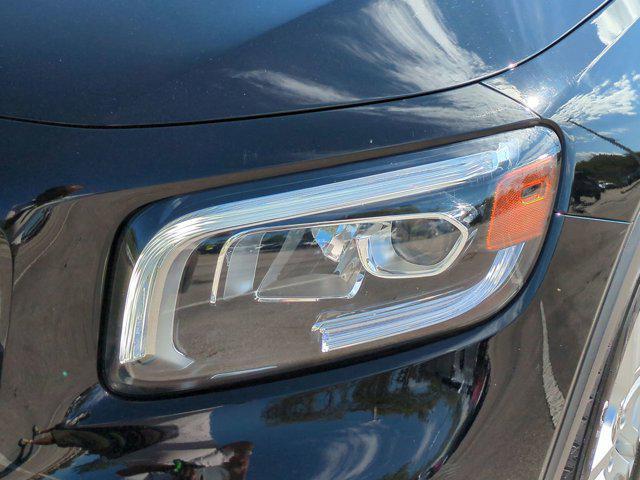 used 2020 Mercedes-Benz GLB 250 car, priced at $21,991