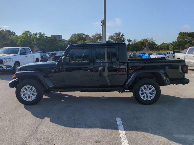 used 2023 Jeep Gladiator car, priced at $40,494