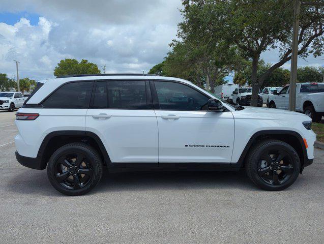 new 2024 Jeep Grand Cherokee car, priced at $41,200