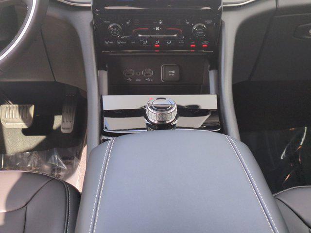 new 2025 Jeep Grand Cherokee L car, priced at $42,094