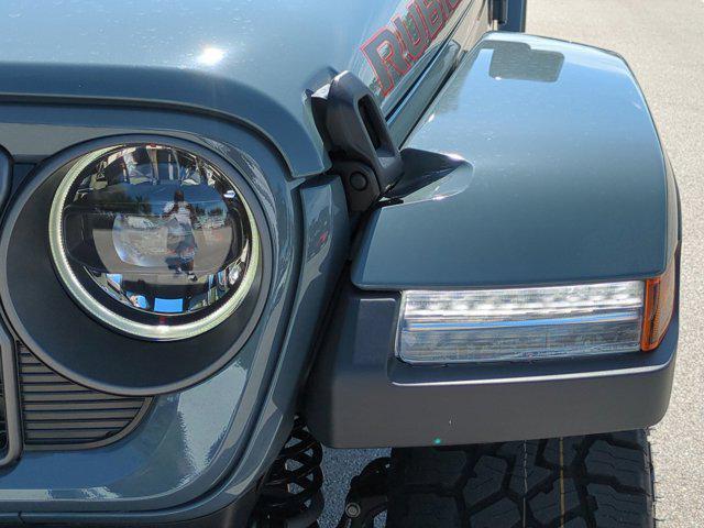 new 2025 Jeep Gladiator car, priced at $44,436