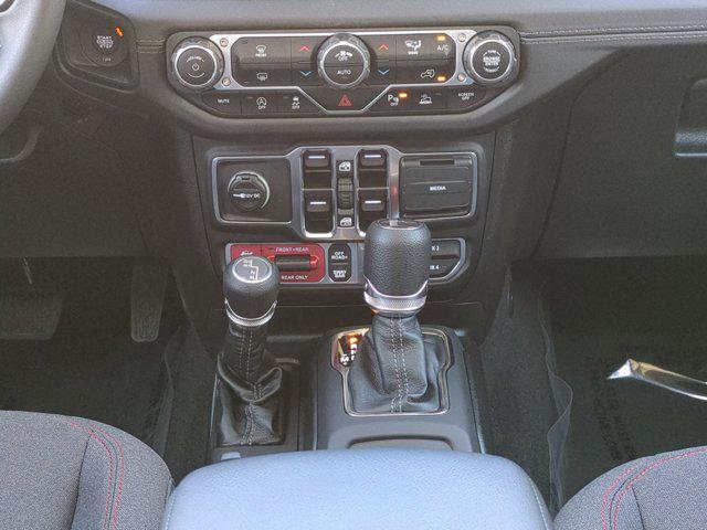 new 2025 Jeep Gladiator car, priced at $44,436