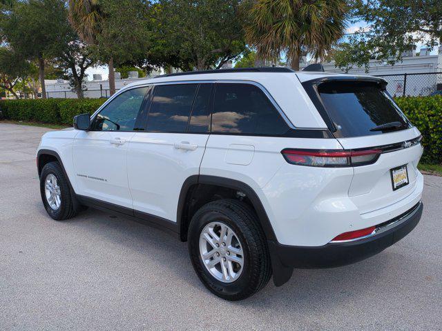 new 2025 Jeep Grand Cherokee car, priced at $33,704