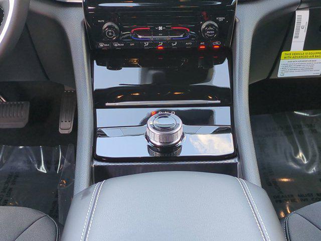 new 2025 Jeep Grand Cherokee car, priced at $33,704