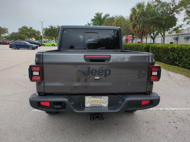 new 2025 Jeep Gladiator car, priced at $40,939