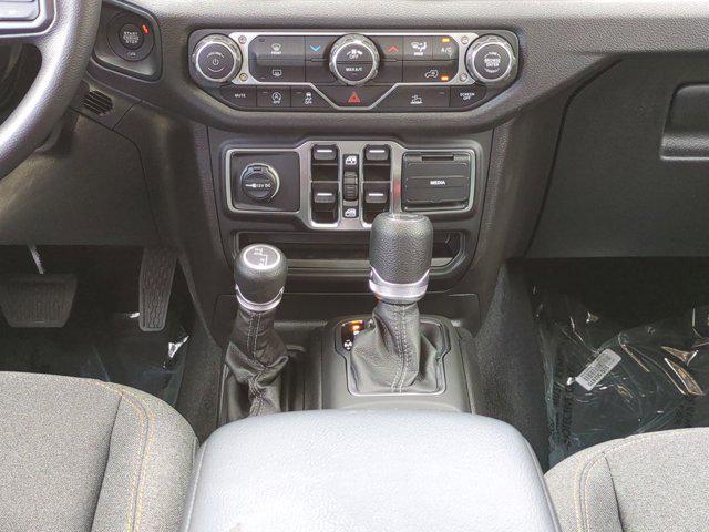 new 2025 Jeep Wrangler car, priced at $35,232