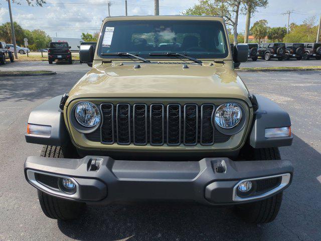 new 2025 Jeep Gladiator car, priced at $40,042