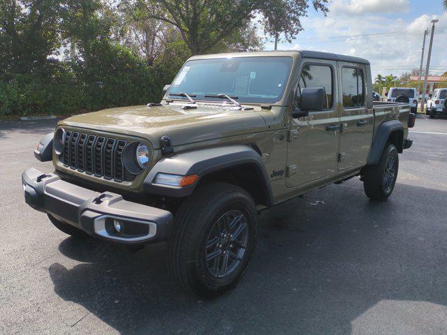 new 2025 Jeep Gladiator car, priced at $40,042