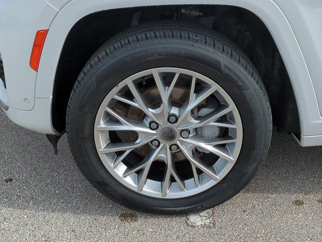 used 2022 Jeep Grand Cherokee car, priced at $30,481