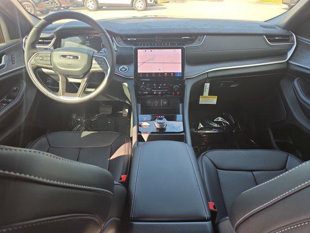 new 2025 Jeep Grand Cherokee car, priced at $45,846