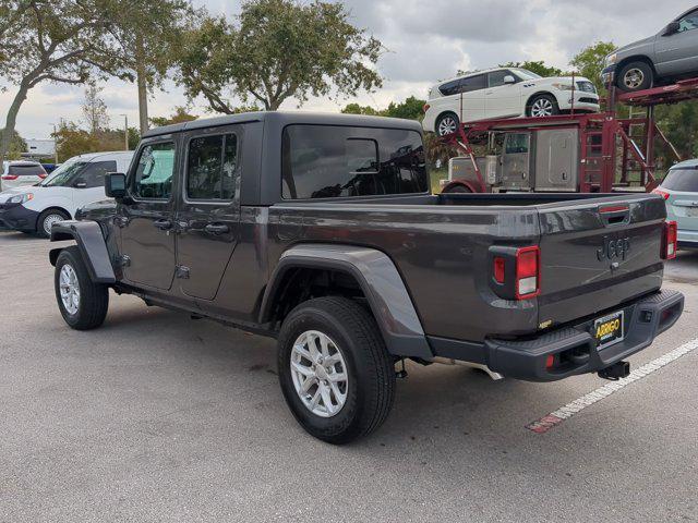 new 2023 Jeep Gladiator car, priced at $43,615