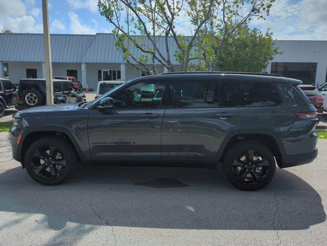 new 2024 Jeep Grand Cherokee L car, priced at $38,175