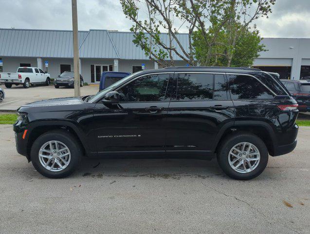 new 2025 Jeep Grand Cherokee car, priced at $34,175