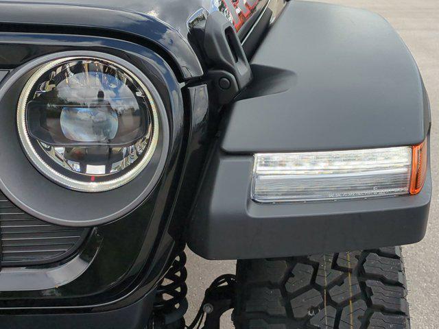 new 2025 Jeep Gladiator car, priced at $45,295