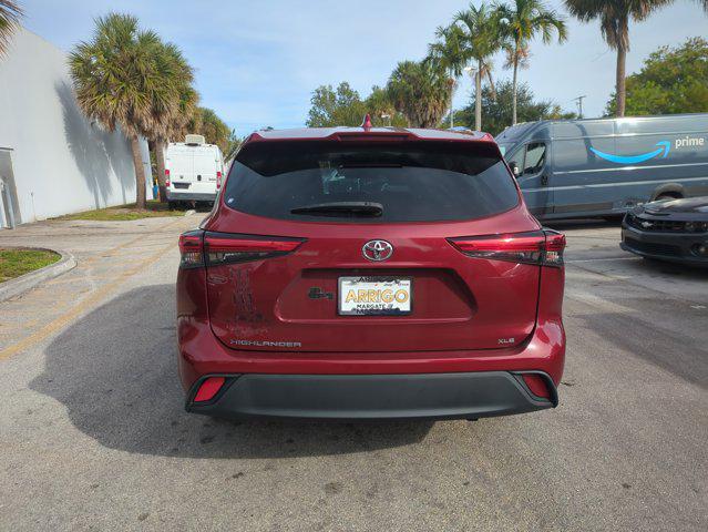 used 2020 Toyota Highlander car, priced at $22,421