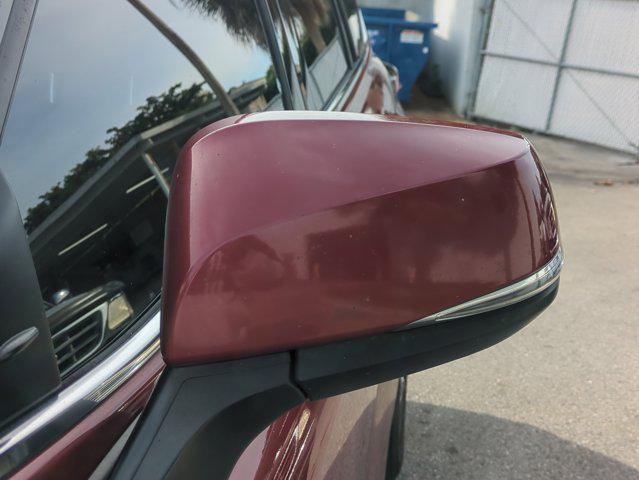 used 2020 Toyota Highlander car, priced at $22,421