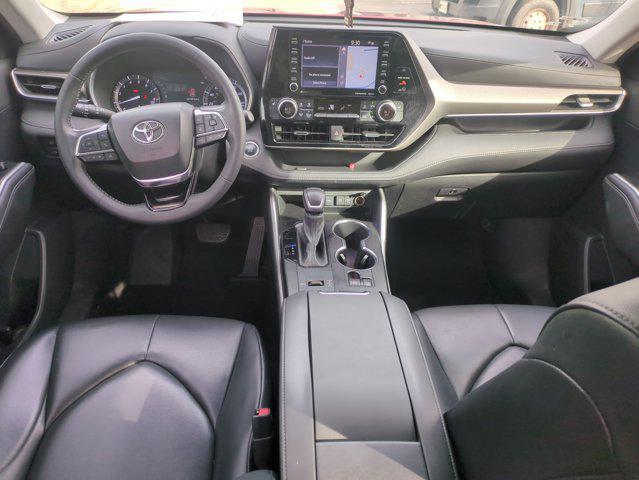 used 2020 Toyota Highlander car, priced at $22,421