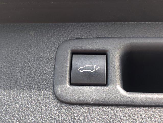 used 2020 Toyota Highlander car, priced at $22,421