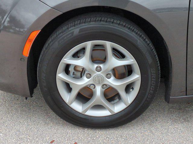 used 2020 Chrysler Pacifica car, priced at $22,491