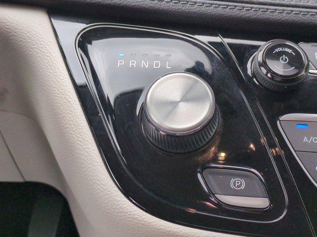 used 2020 Chrysler Pacifica car, priced at $22,491