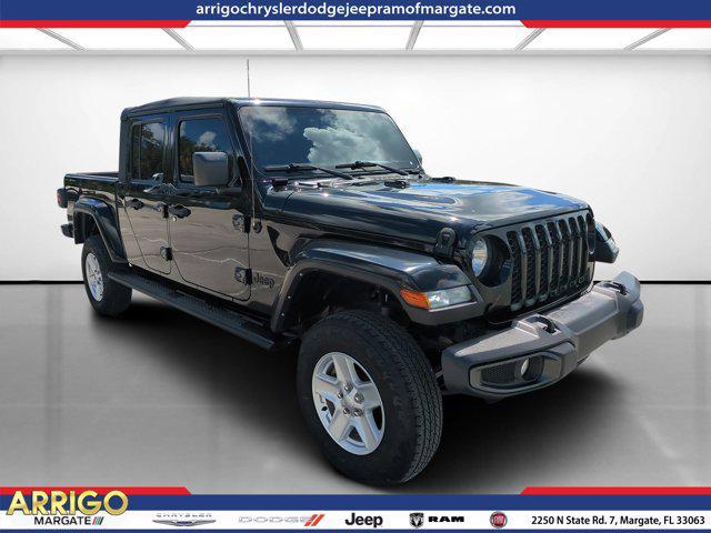 used 2022 Jeep Gladiator car, priced at $27,581