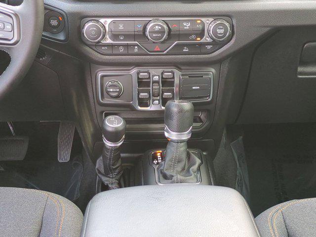 new 2025 Jeep Gladiator car, priced at $39,837