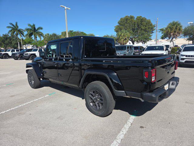 new 2025 Jeep Gladiator car, priced at $39,815
