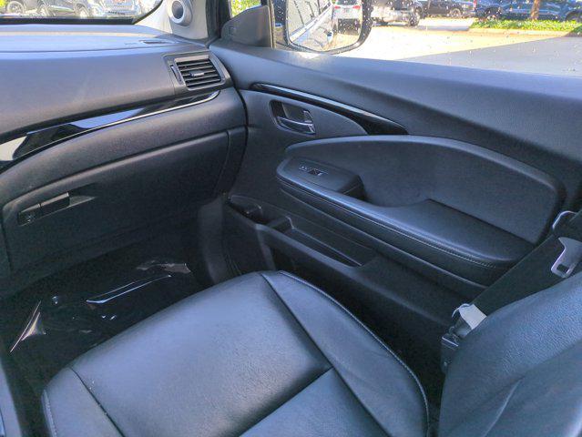 used 2021 Honda Pilot car, priced at $27,980