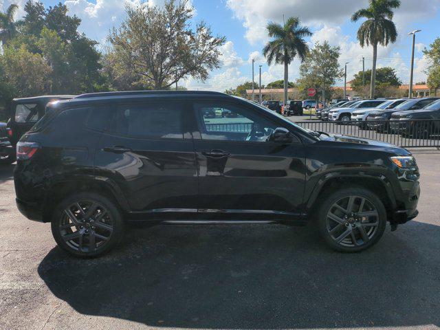 new 2025 Jeep Compass car, priced at $39,805