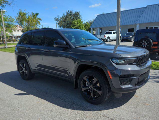 new 2024 Jeep Grand Cherokee car, priced at $36,175