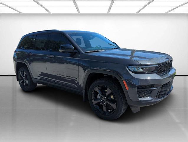 new 2024 Jeep Grand Cherokee car, priced at $36,175