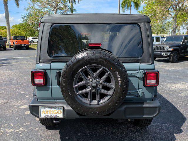 new 2025 Jeep Wrangler car, priced at $32,784