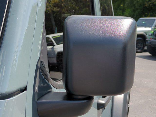 new 2025 Jeep Wrangler car, priced at $32,784