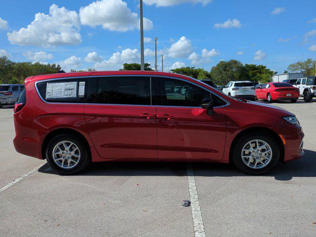 new 2025 Chrysler Pacifica car, priced at $41,159