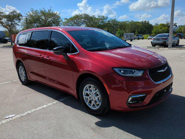new 2025 Chrysler Pacifica car, priced at $41,159