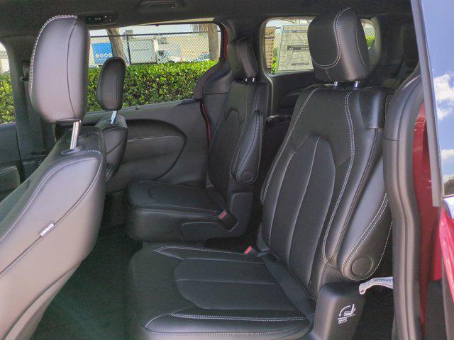new 2025 Chrysler Pacifica car, priced at $41,159