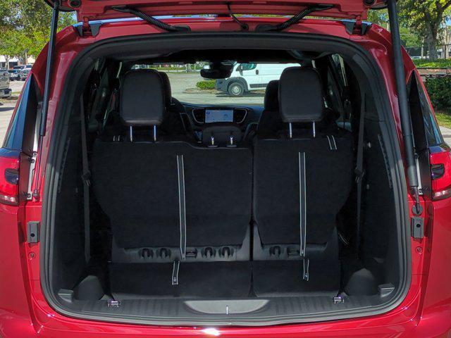 new 2025 Chrysler Pacifica car, priced at $41,159